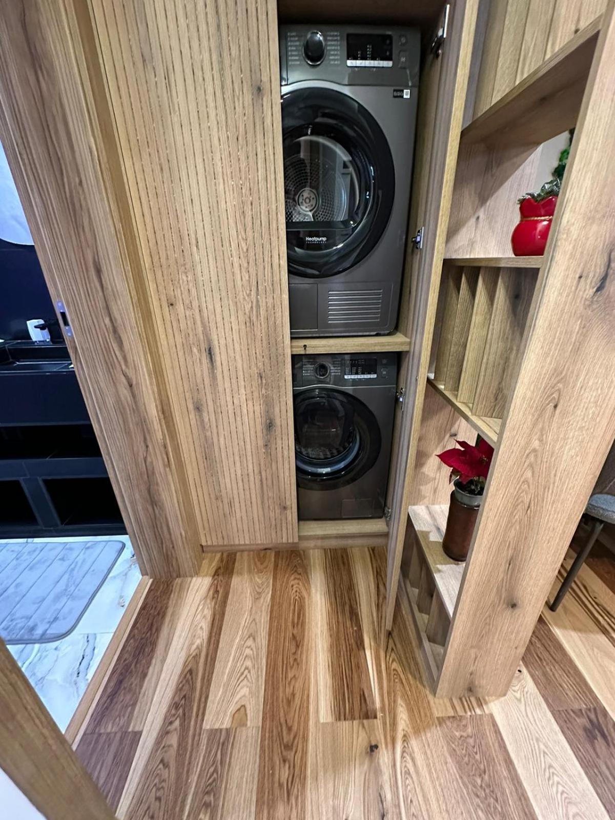 Apartament De Lux Andre Sibiu Buitenkant foto